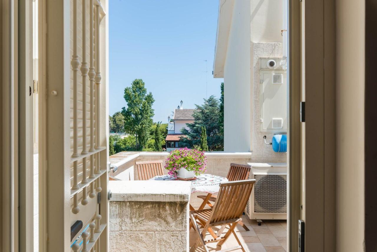 Casa Agapantus con piscina da Giugno Bari Exterior foto