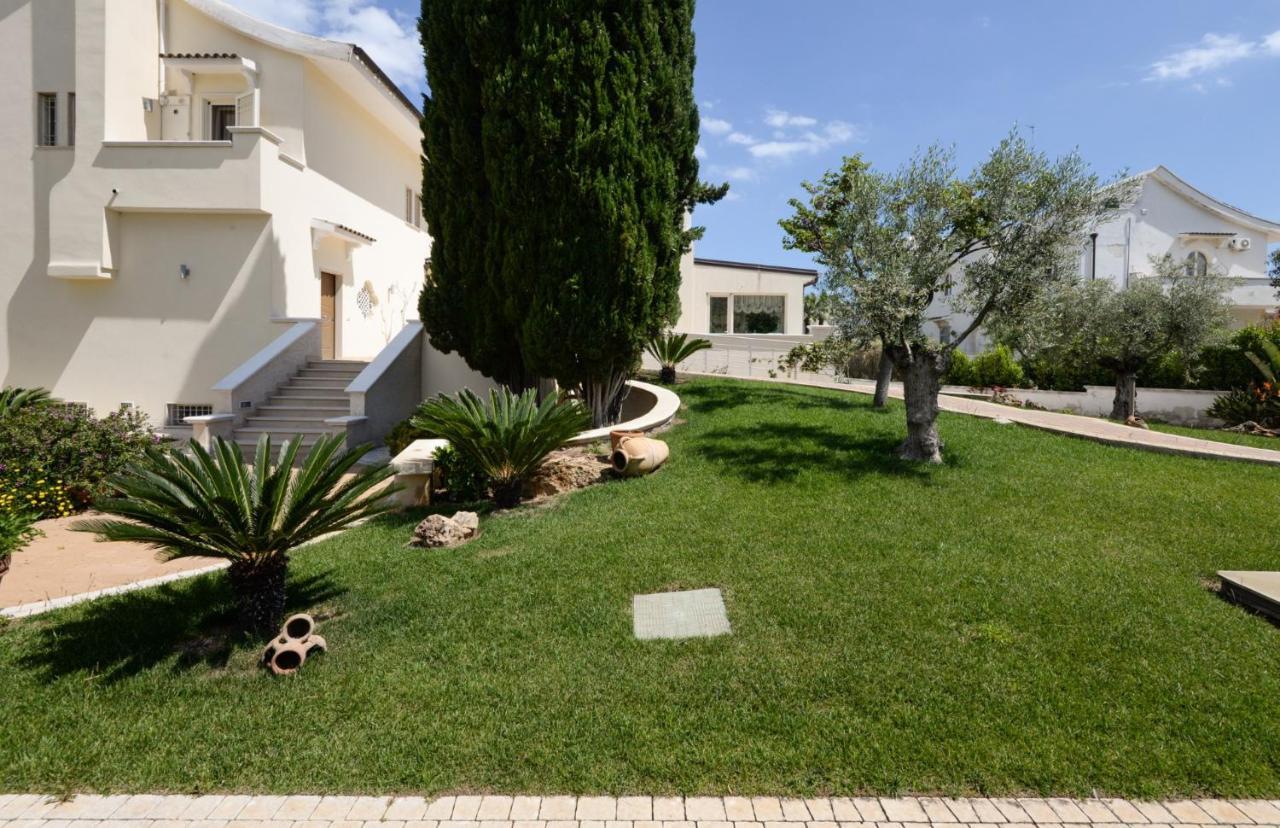 Casa Agapantus con piscina da Giugno Bari Exterior foto