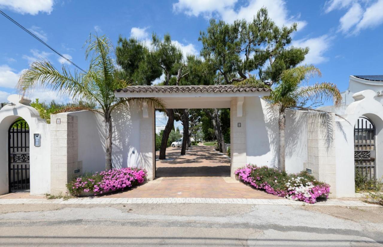 Casa Agapantus con piscina da Giugno Bari Exterior foto